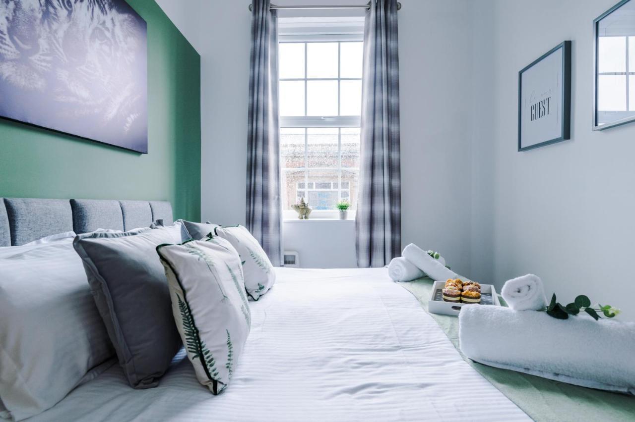 Bright 1-Bed Apartment In Chester By 53 Degrees Property, Ideal For Professionals & Couples, Great Location - Sleeps 4 Dış mekan fotoğraf