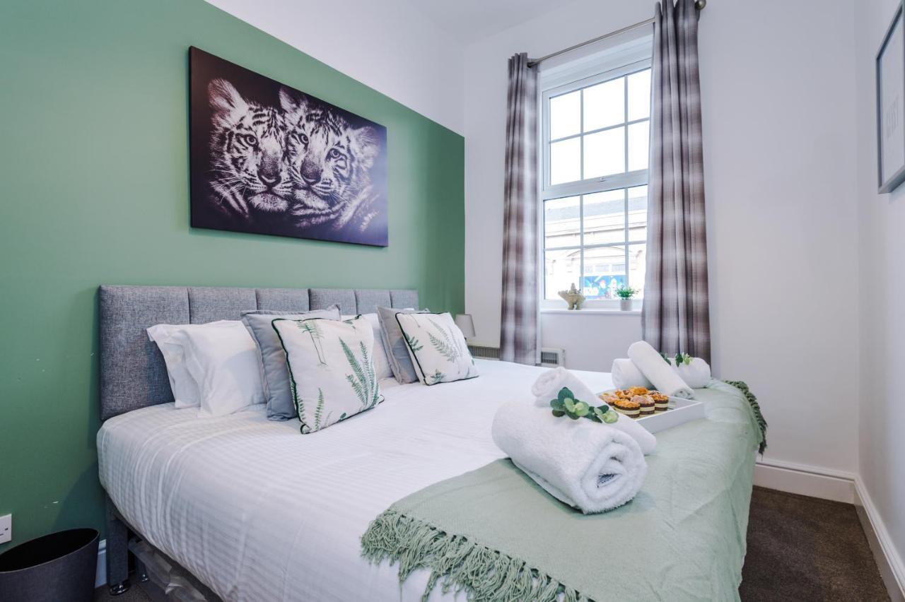 Bright 1-Bed Apartment In Chester By 53 Degrees Property, Ideal For Professionals & Couples, Great Location - Sleeps 4 Dış mekan fotoğraf
